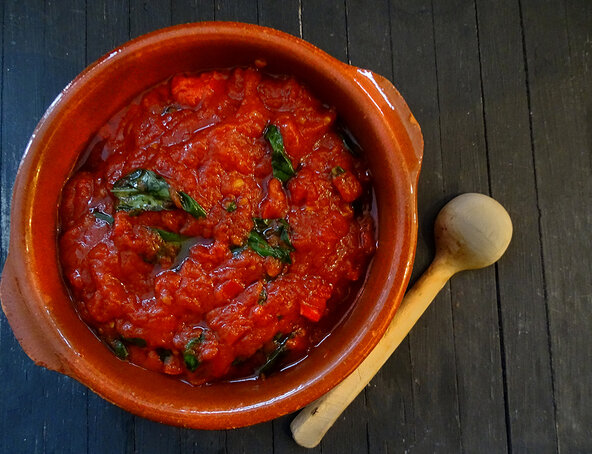The best tomato and basil sauce